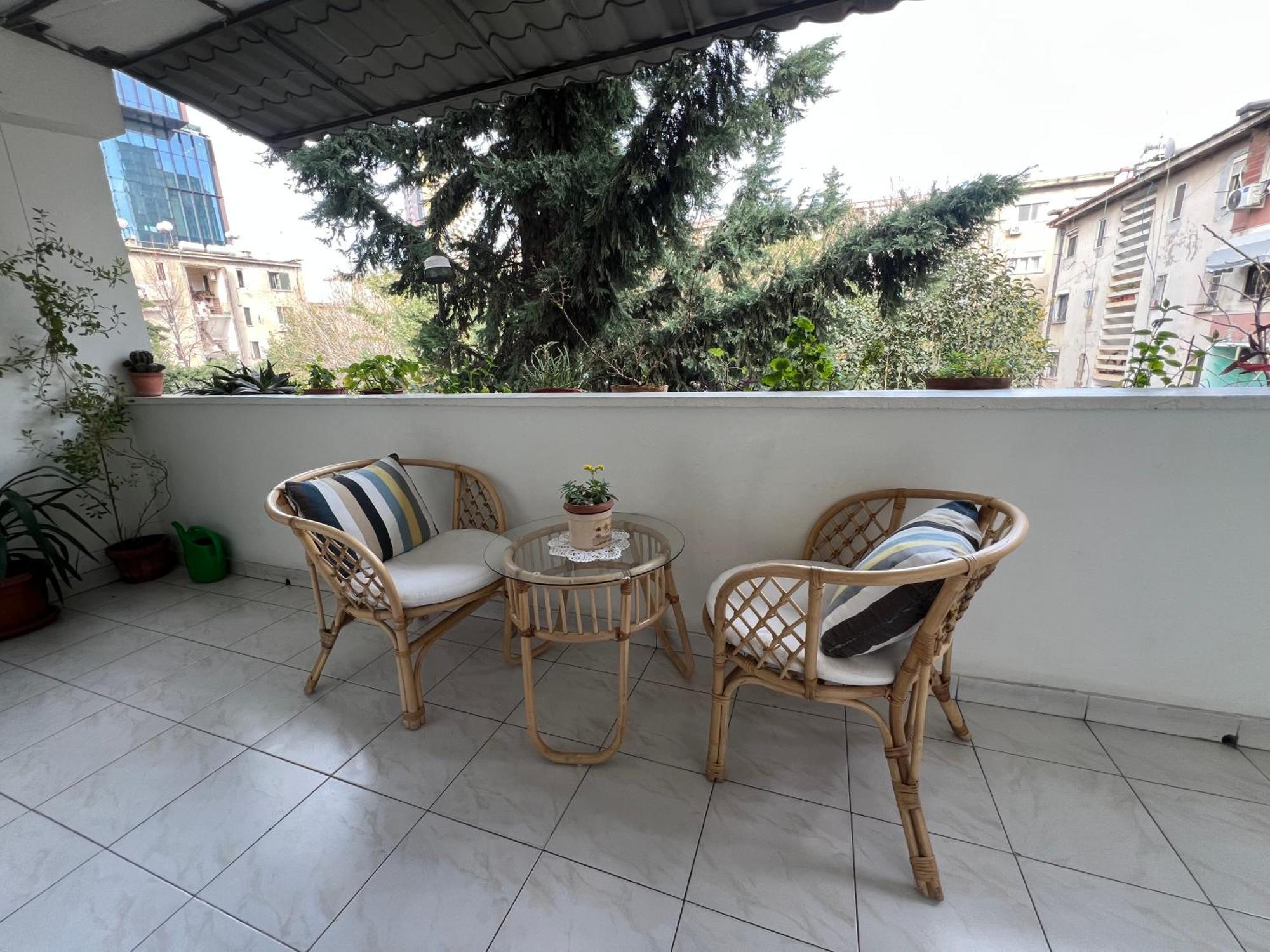 Garden Retreat Spiranca Apartment Tirana Bagian luar foto